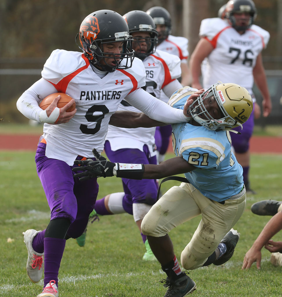 Middle Lower Football Thanksgiving Anchor Bowl